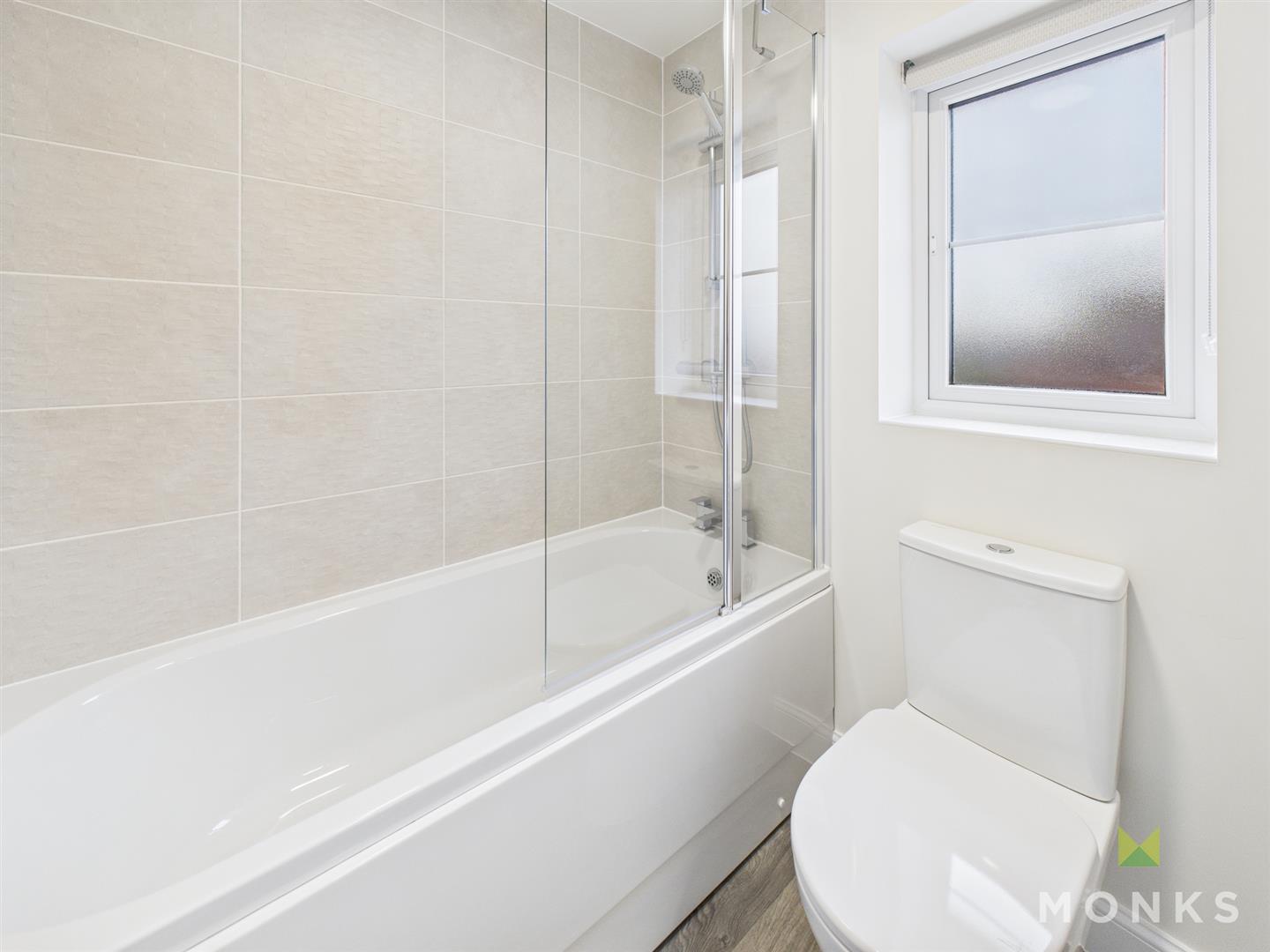 12 Yewbrey Close, Shrewsbury, SY3 5FG For Sale